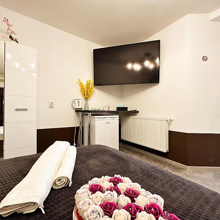 The Royal - Studio With Balcony & Panoramic View Craiova Exterior foto