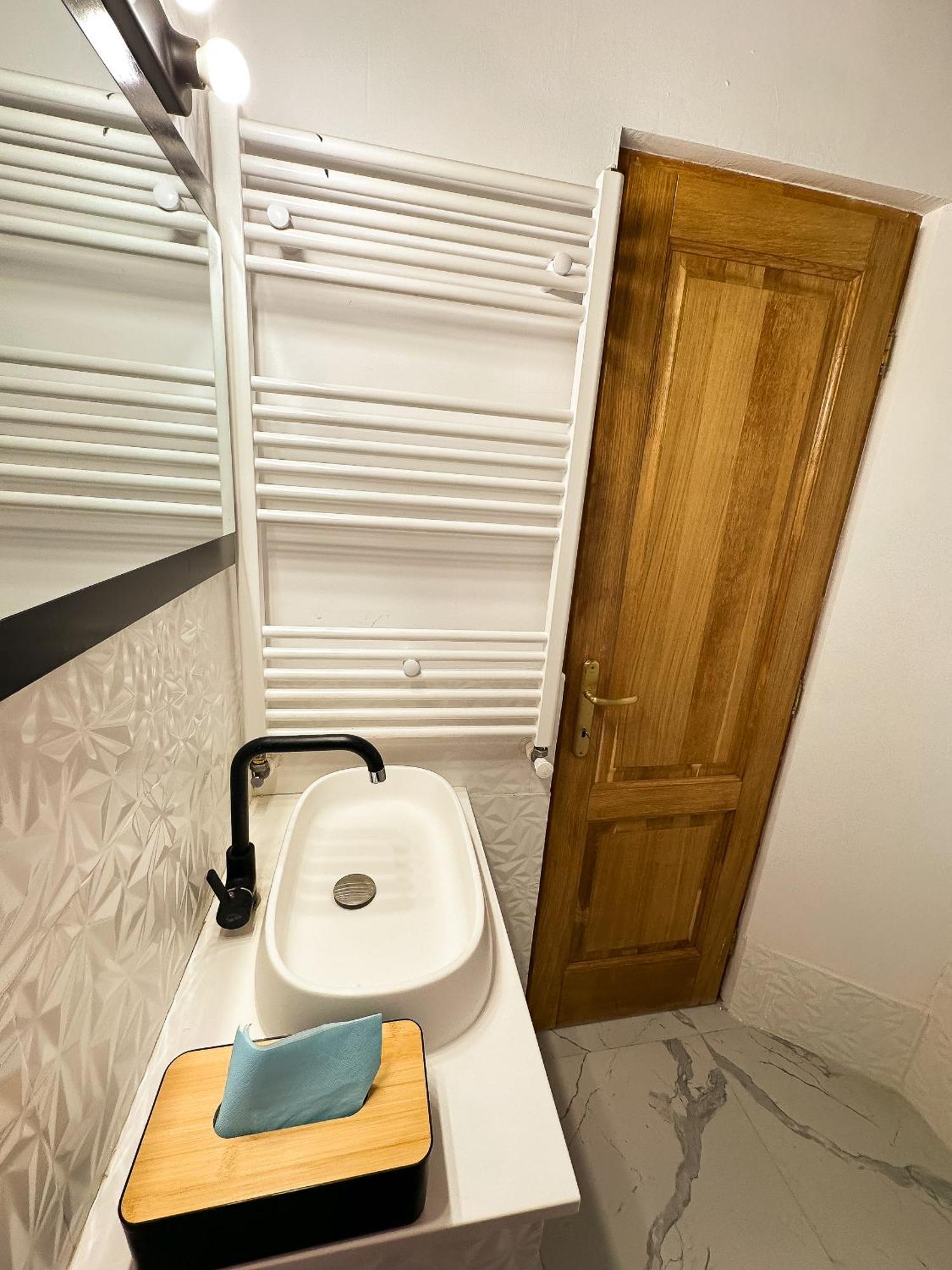 The Royal - Studio With Balcony & Panoramic View Craiova Exterior foto